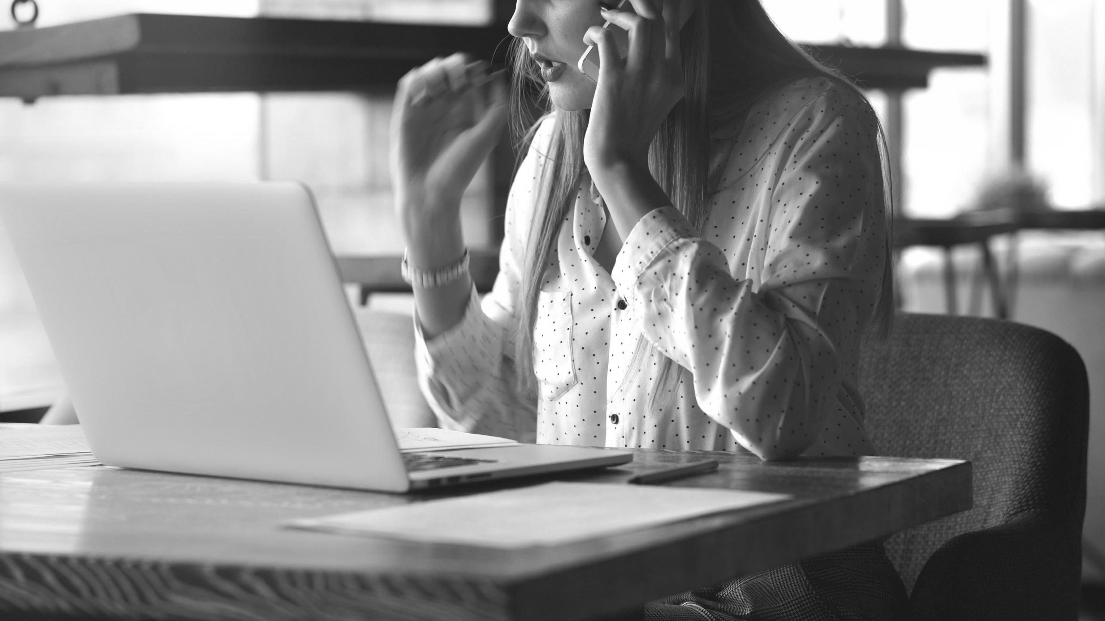 Dashboard interattivo per monitoraggio finanziario personalizzato