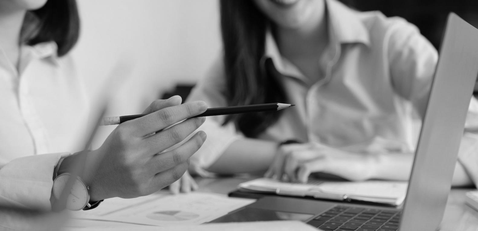 Sessione di apprendimento online sul budgeting